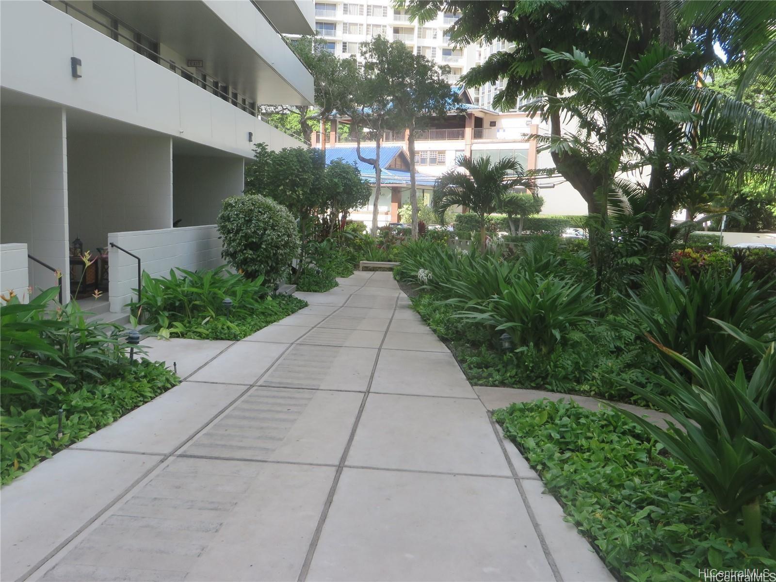 425 Ena Road, Unit B1105 Honolulu, HI 96815 - Photo 16 of 19