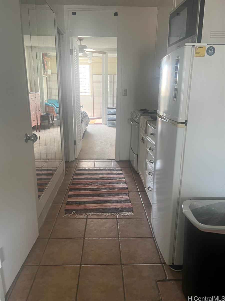 425 Ena Road, Unit B1105 Honolulu, HI 96815 - Photo 2 of 19