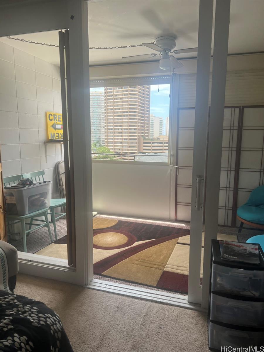 425 Ena Road, Unit B1105 Honolulu, HI 96815 - Photo 6 of 19