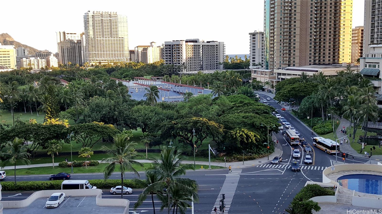 425 Ena Road, Unit B1105 Honolulu, HI 96815 - Photo 8 of 19