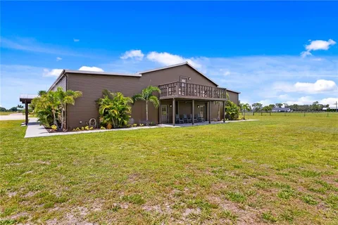 $2,300,000 | 17332 Carlton Lake Road, Wimauma, FL 33598