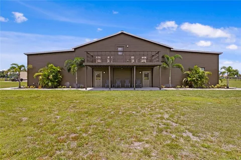 $2,300,000 | 17332 Carlton Lake Road, Wimauma, FL 33598