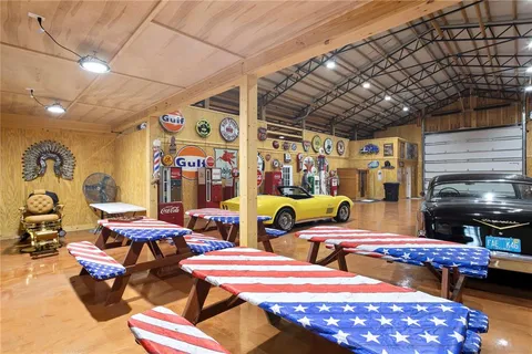 $2,300,000 | 17332 Carlton Lake Road, Wimauma, FL 33598