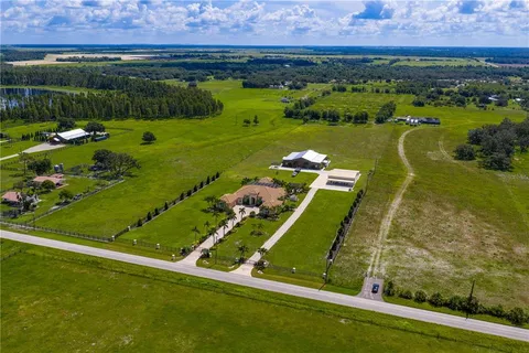 $2,300,000 | 17332 Carlton Lake Road, Wimauma, FL 33598