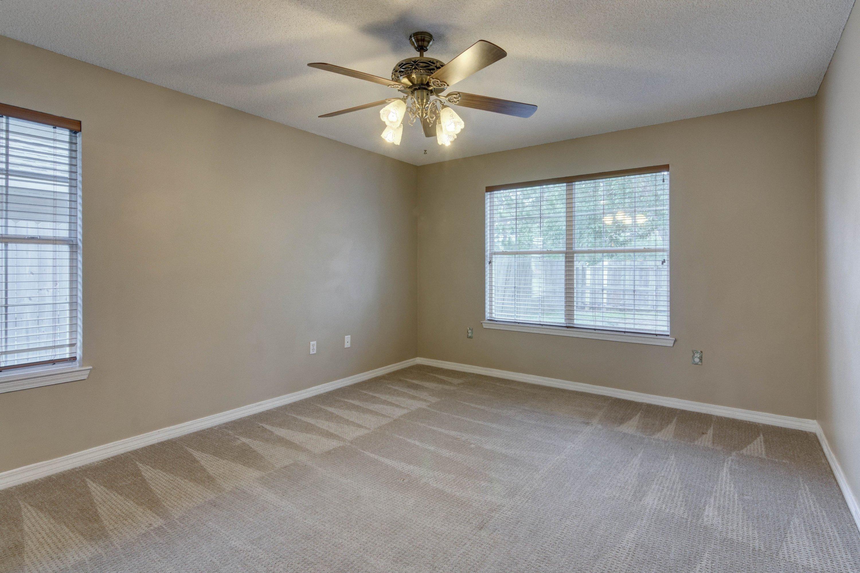 742 Randall Roberts Road Fort Walton Beach, FL 32547 - Photo 17 of 34 20_Master_Bedroom_01