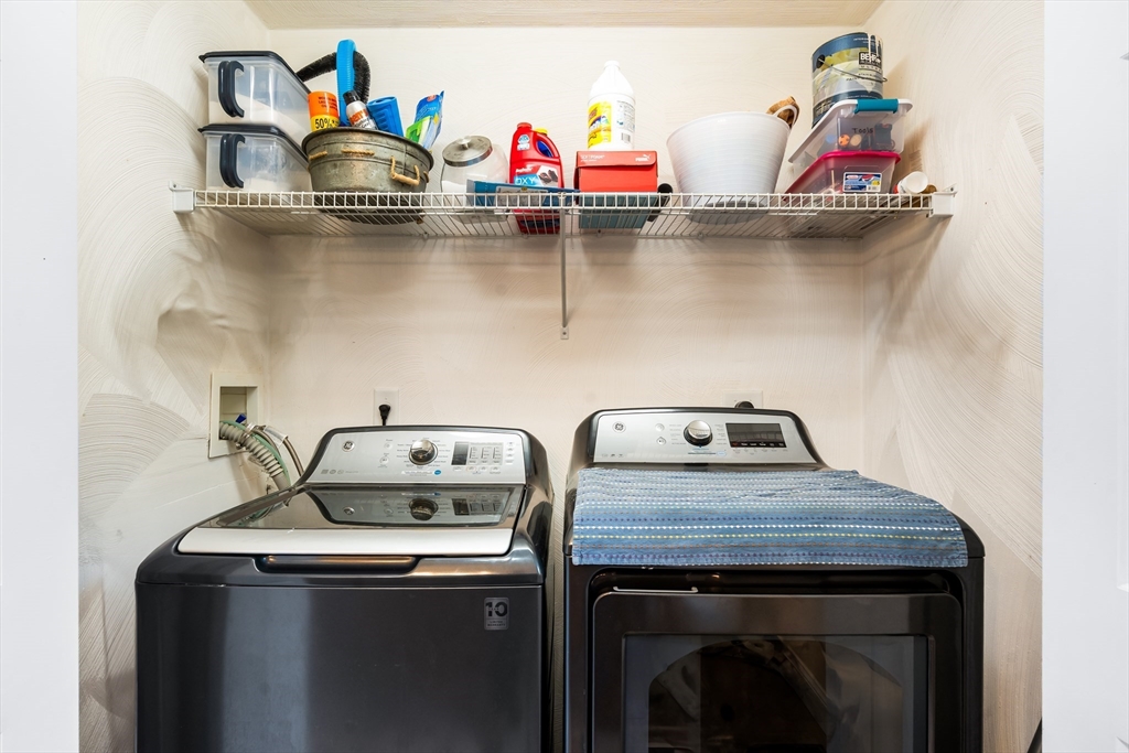 28 Birch Drive Petersham, MA 01366 - Photo 13 of 42 a utility room with dryer and washer