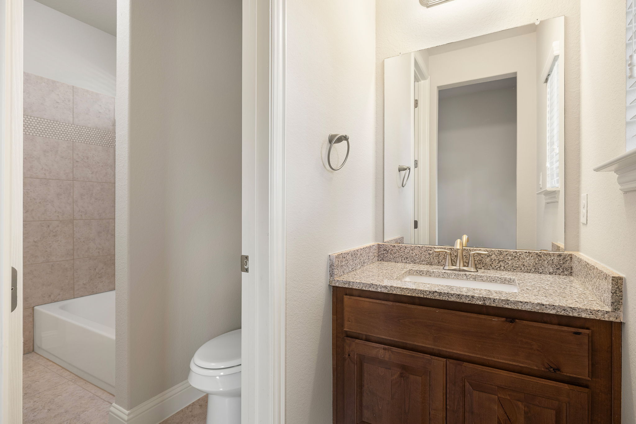 228 Lake Rim Circle Georgetown, TX 78633 - Photo 32 of 40 Gallery Image 32