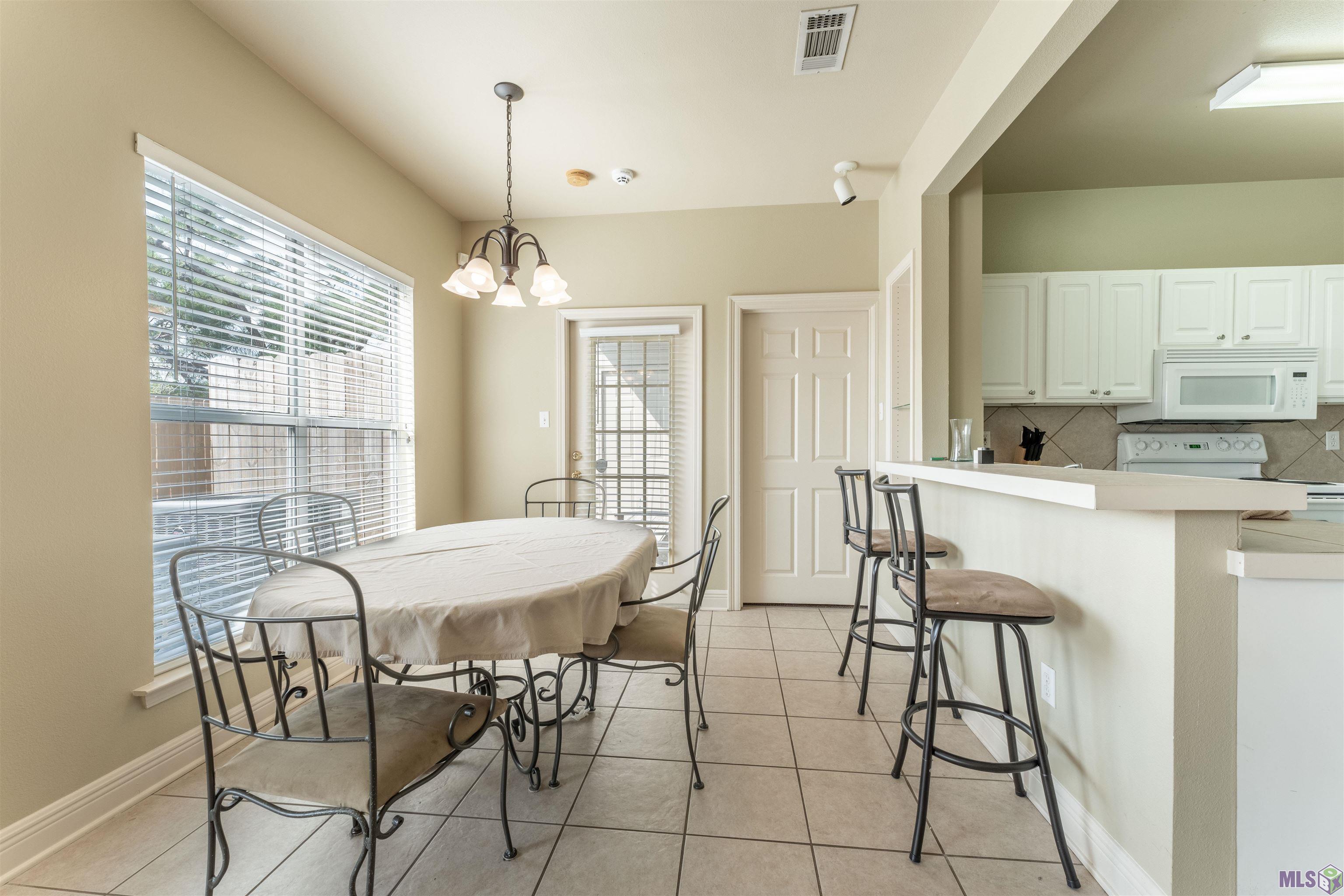 5167 Etta Street, Unit 9D Baton Rouge, LA 70820 - Photo 5 of 14 Gallery Image 5