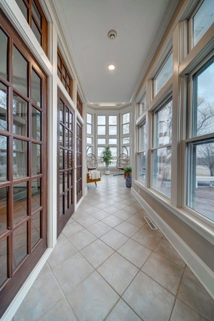 3870 North 3000 W Road Bourbonnais, IL 60914 - Photo 16 of 47 a hallway with a large window