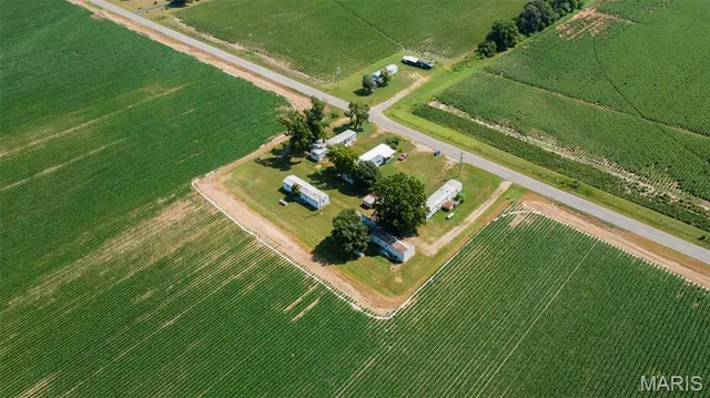 $129,000 | 29481 State Hwy B, Campbell, MO 63933