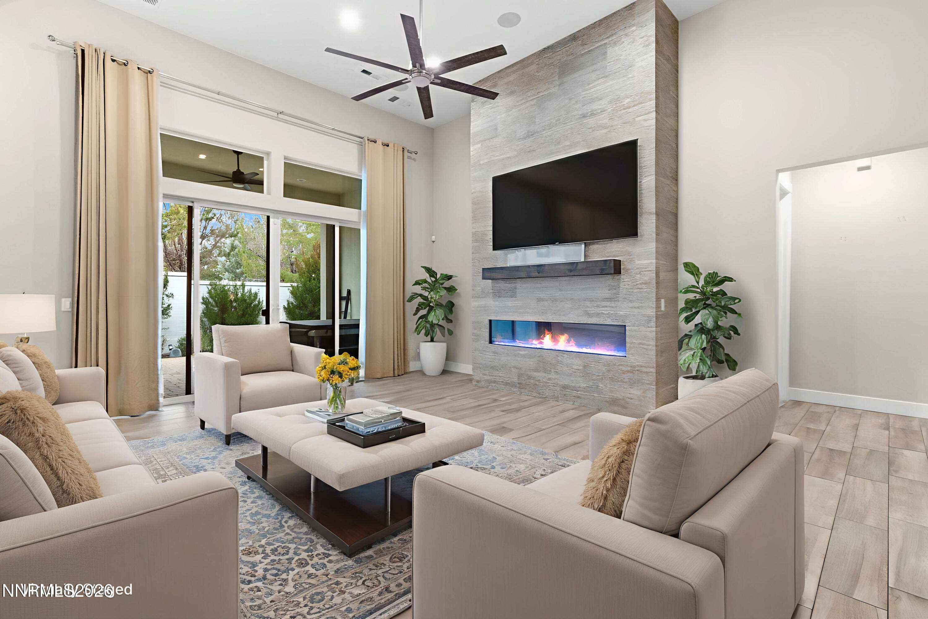 719 West Pleasant Oak Trail Reno, NV 89511 - Photo 3 of 20 20-0Y7A1058 - Living Room - Standard - 1