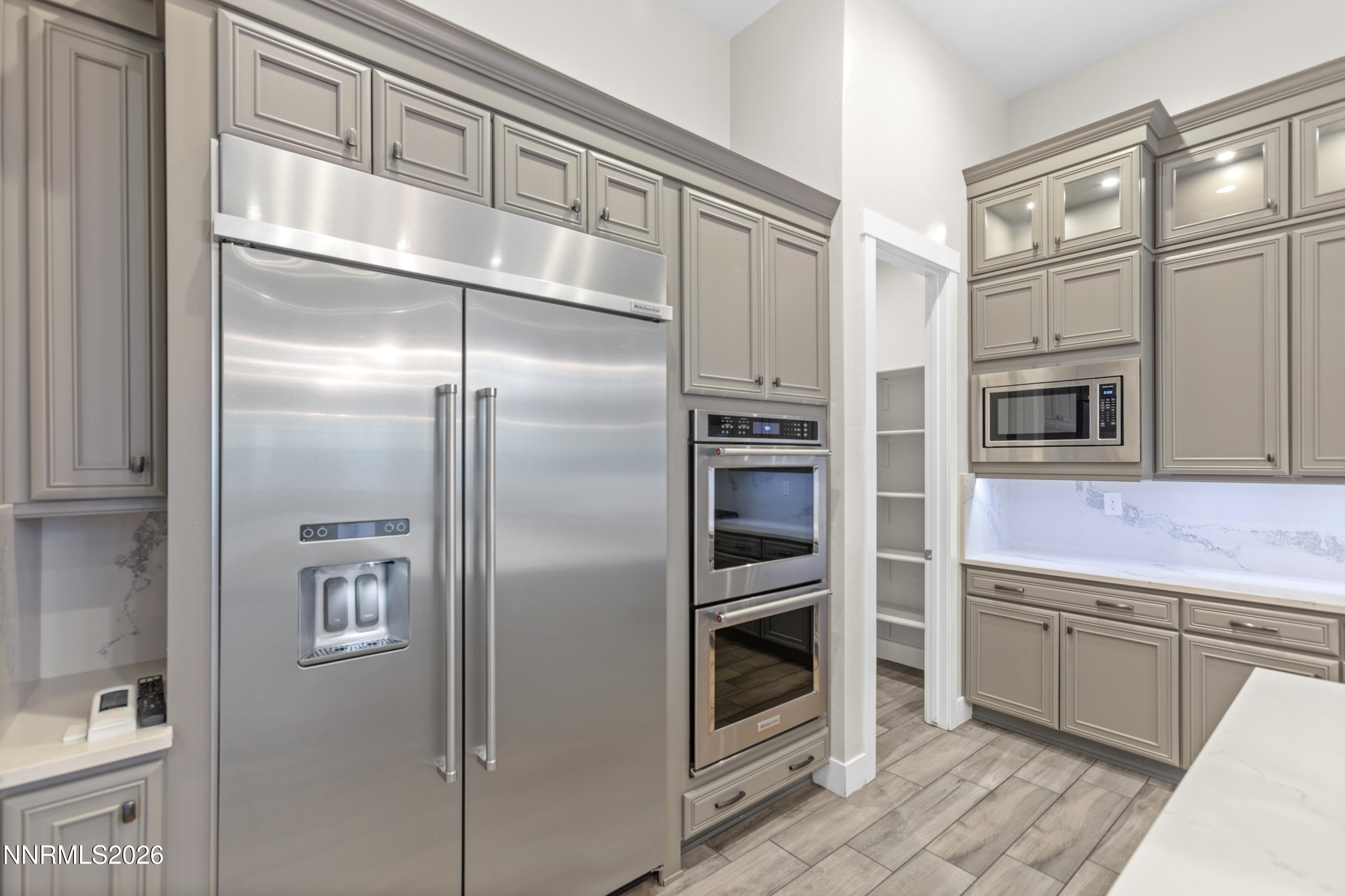 719 West Pleasant Oak Trail Reno, NV 89511 - Photo 6 of 20 24-0Y7A1076