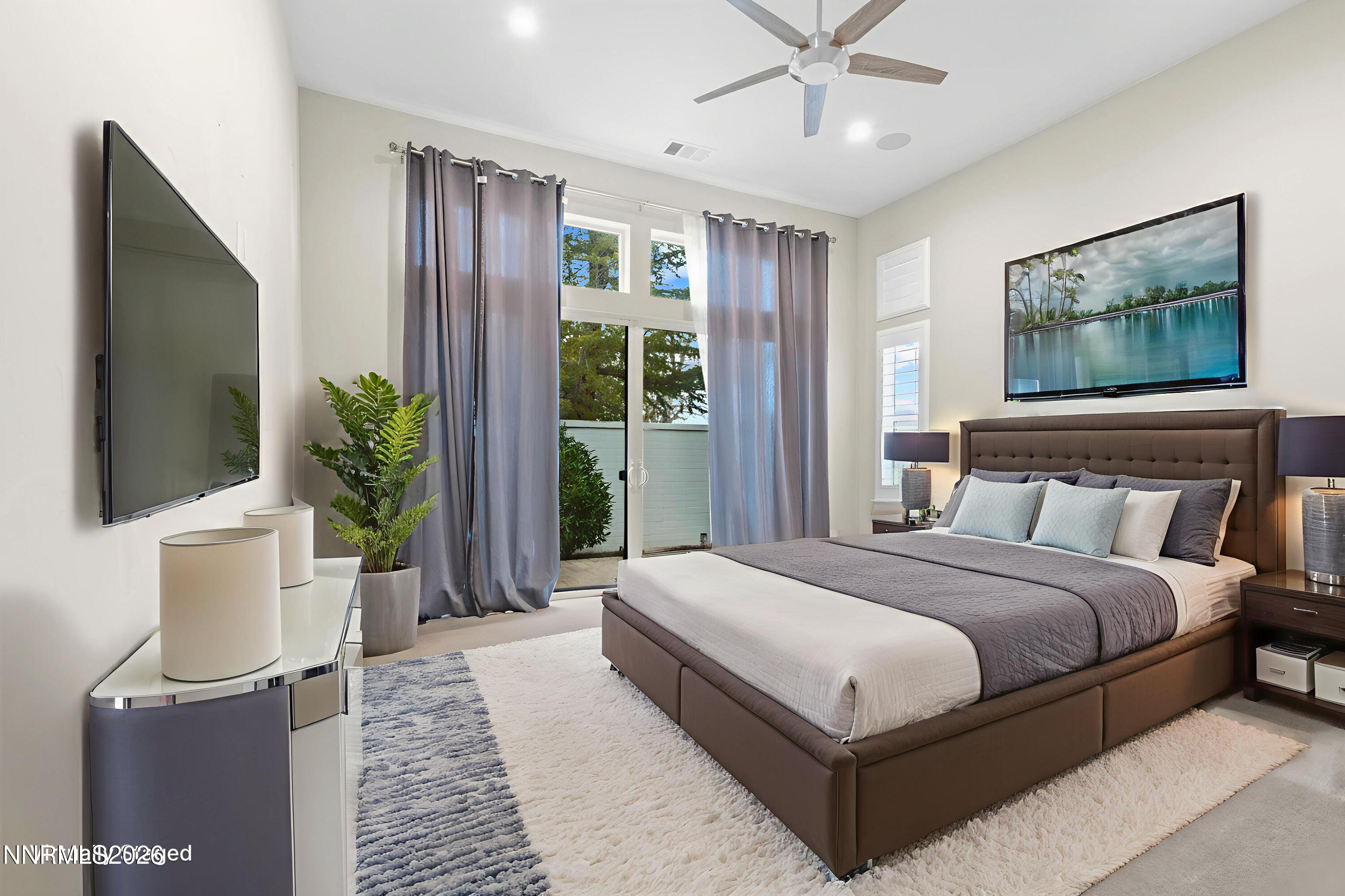 719 West Pleasant Oak Trail Reno, NV 89511 - Photo 10 of 20 18-0Y7A1052 - Bedroom - Modern - 6