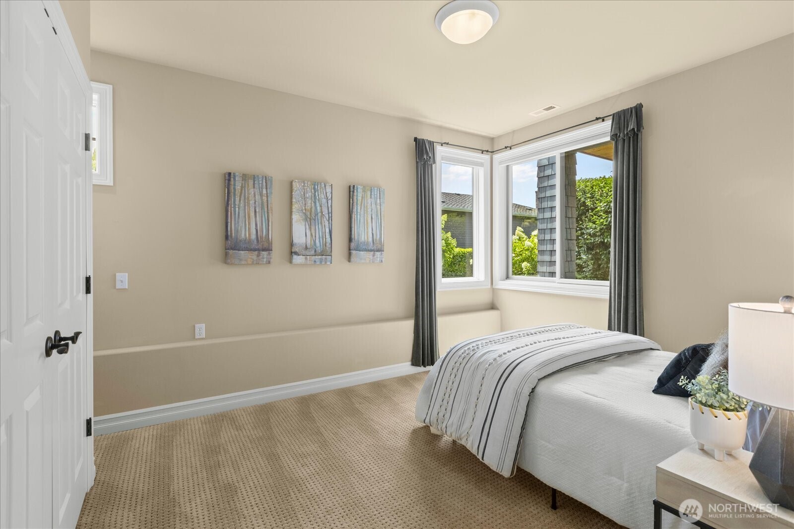 18608 Sound View Place Edmonds, WA 98020 - Photo 30 of 40