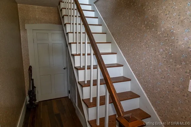 $259,000 | 370 Thornton Road, Hanover, IN 47243