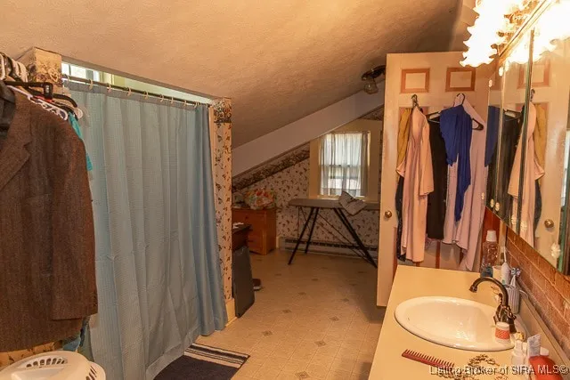 $259,000 | 370 Thornton Road, Hanover, IN 47243