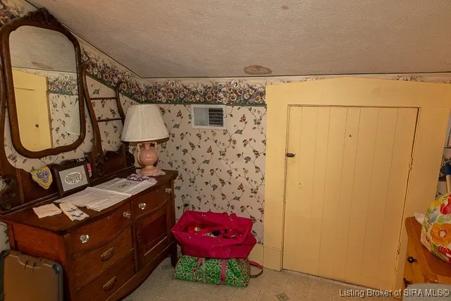 $259,000 | 370 Thornton Road, Hanover, IN 47243