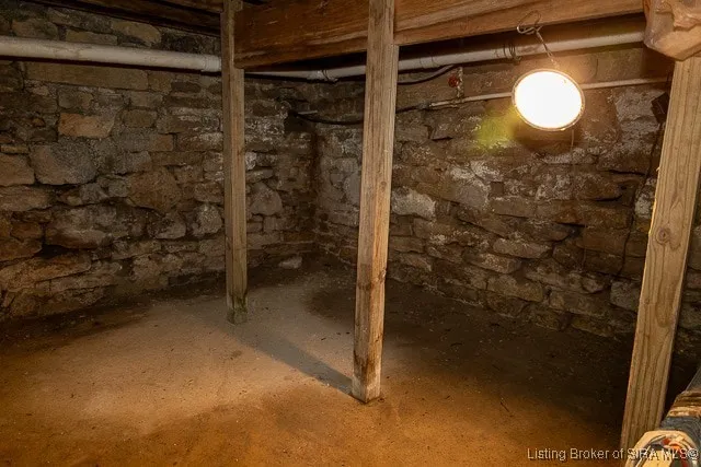 $259,000 | 370 Thornton Road, Hanover, IN 47243