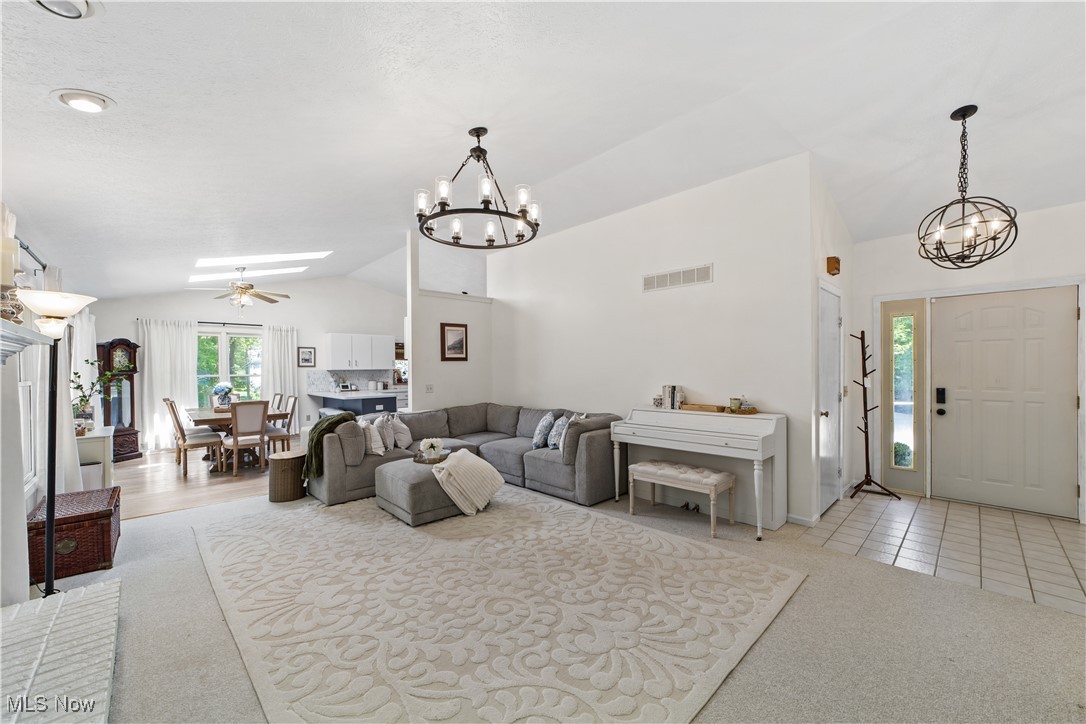 18122 Haskins Road Chagrin Falls, OH 44023 - Photo 3 of 30