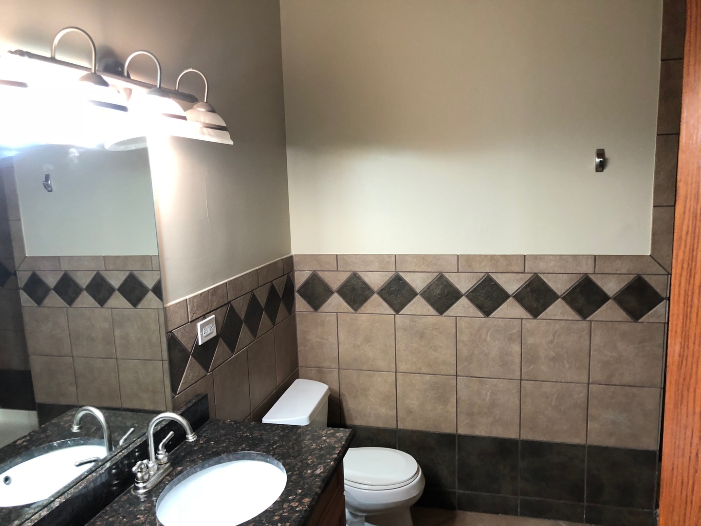 1918 West Cermak Road, Unit 3 Chicago, IL 60608 - Photo 9 of 9