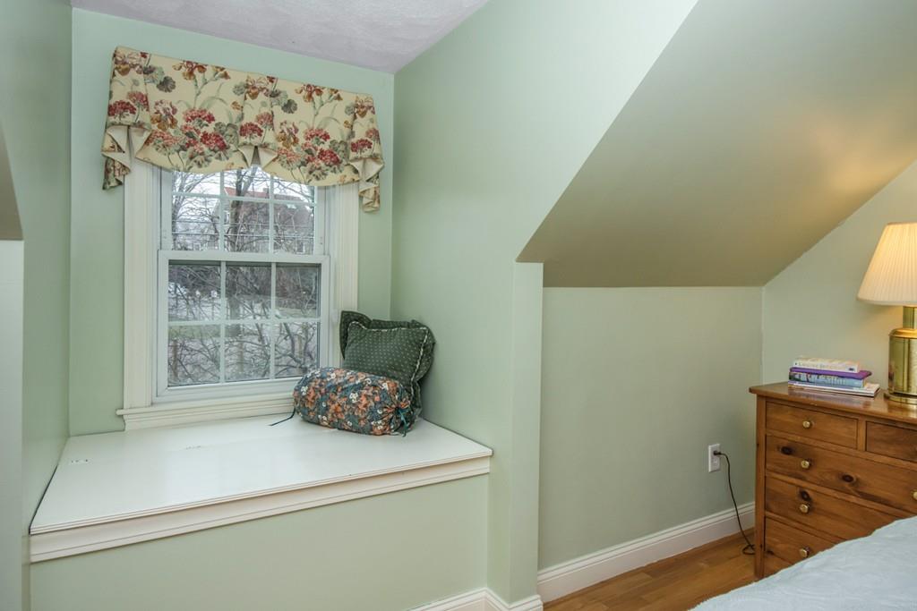 21 Spring Road Needham, MA 02494 - Photo 18 of 36