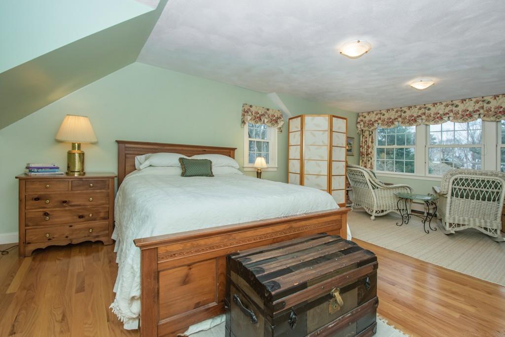 21 Spring Road Needham, MA 02494 - Photo 20 of 36