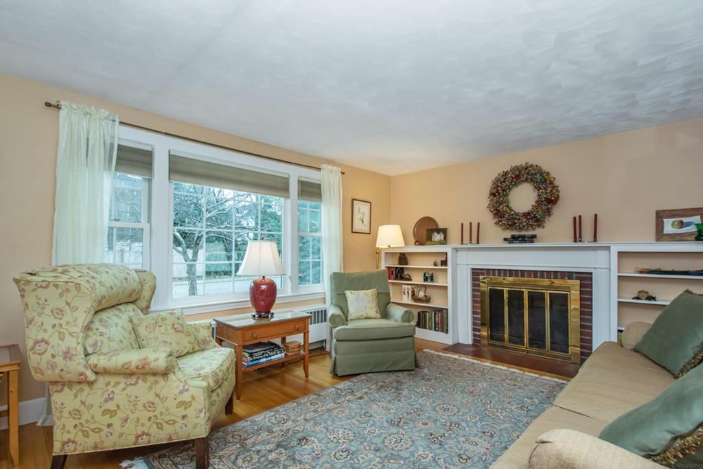21 Spring Road Needham, MA 02494 - Photo 3 of 36