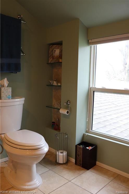 1309 Decker Road Walled Lake, MI 48390 - Photo 21 of 28