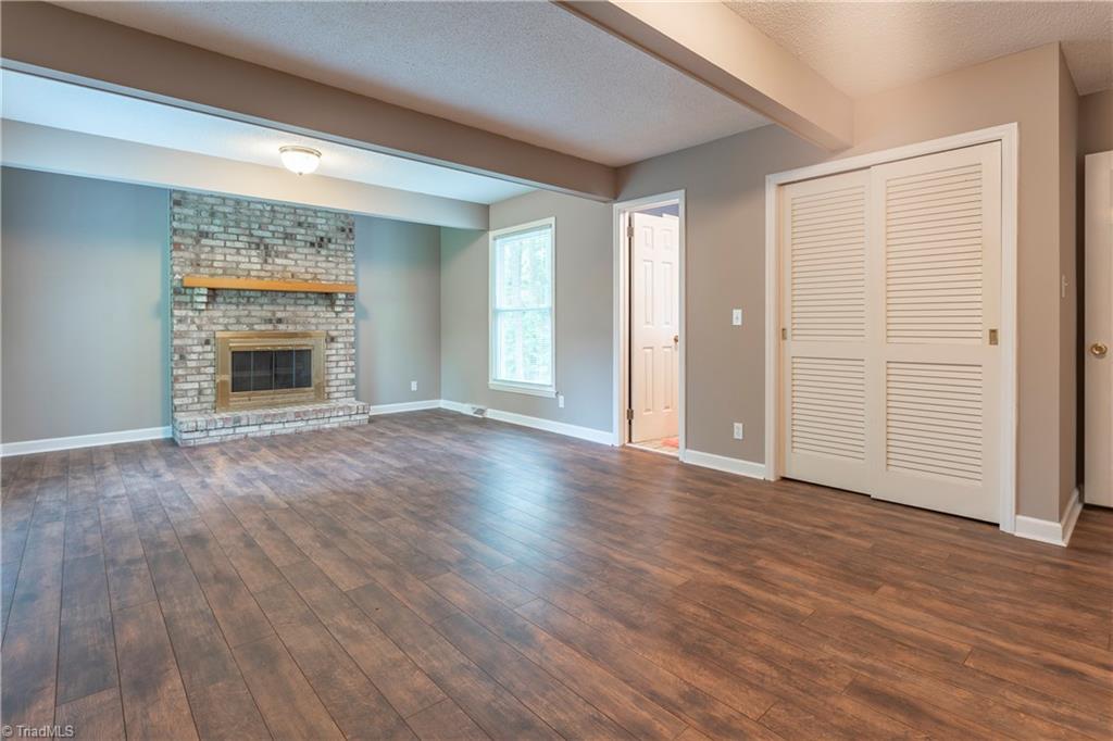 3514 Edgefield Road Greensboro, NC 27409 - Photo 8 of 22 Gallery Image 8