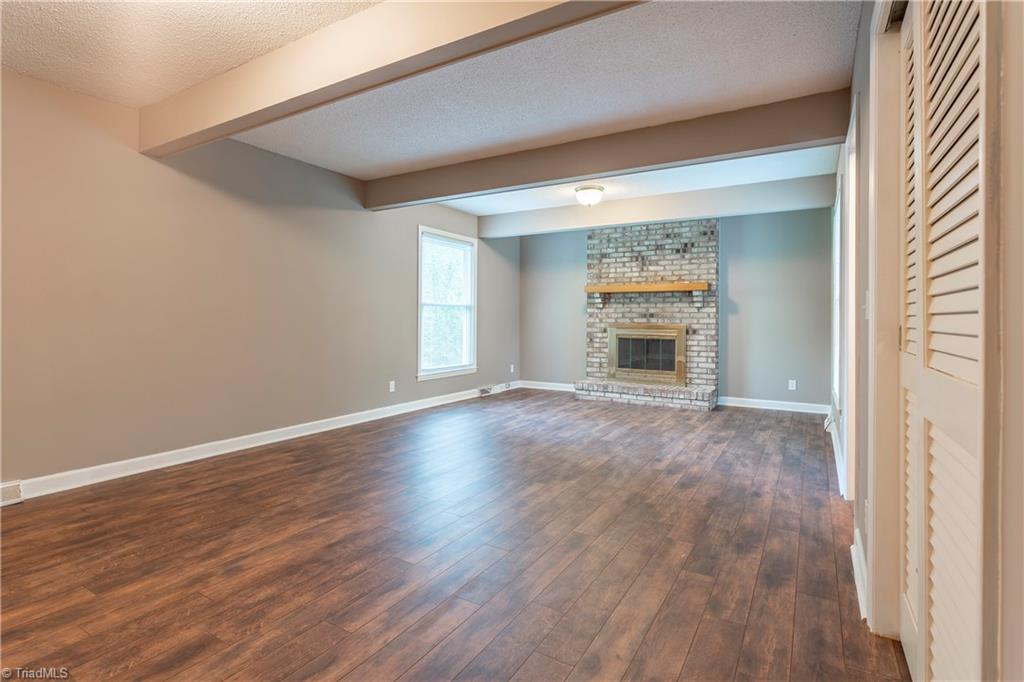 3514 Edgefield Road Greensboro, NC 27409 - Photo 9 of 22 Gallery Image 9