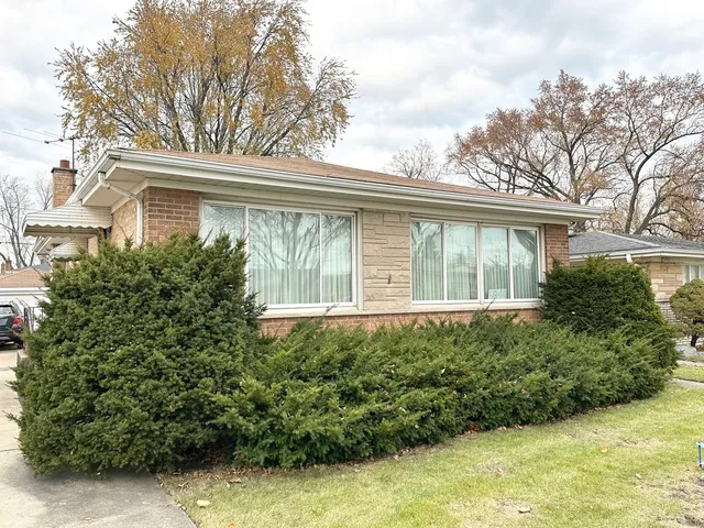 $399,990 | 5844 Warren Street, Morton Grove, IL 60053