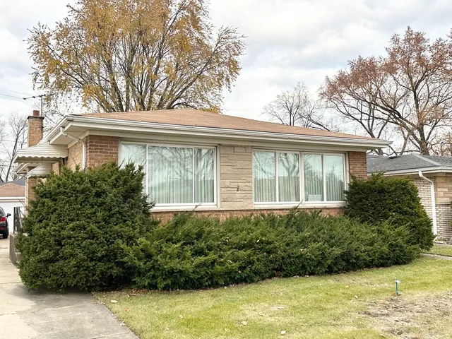 $399,990 | 5844 Warren Street, Morton Grove, IL 60053