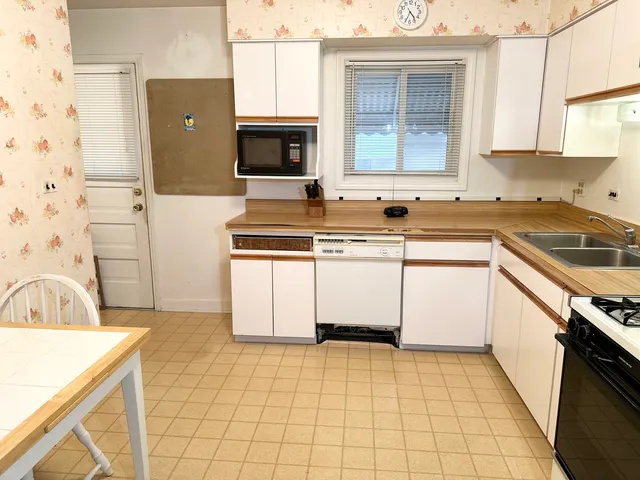 $399,990 | 5844 Warren Street, Morton Grove, IL 60053