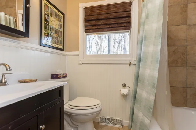 $329,000 | 909 Crestwood Drive, Staunton, VA 24401