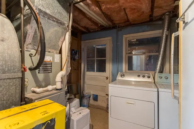 $329,000 | 909 Crestwood Drive, Staunton, VA 24401