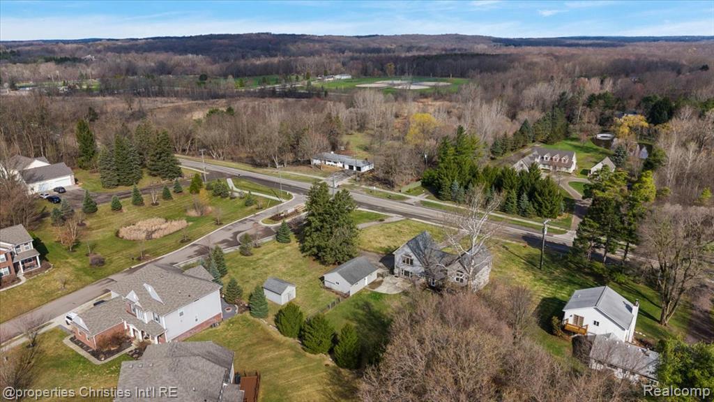 5863 Clarkston Road Clarkston, MI 48348 - Photo 16 of 43 Gallery Image 16