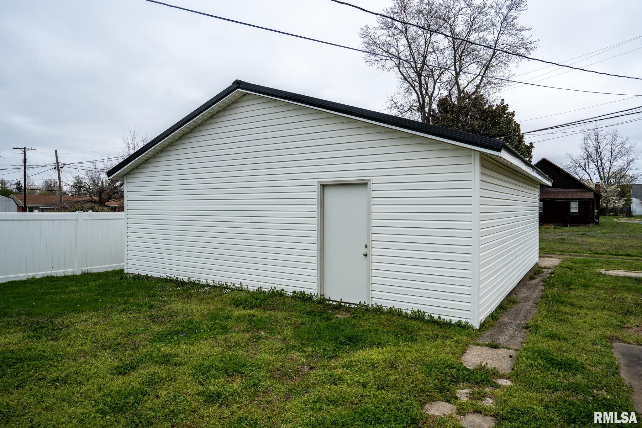 308 North 18th Street Herrin, IL 62948 - Photo 21 of 25