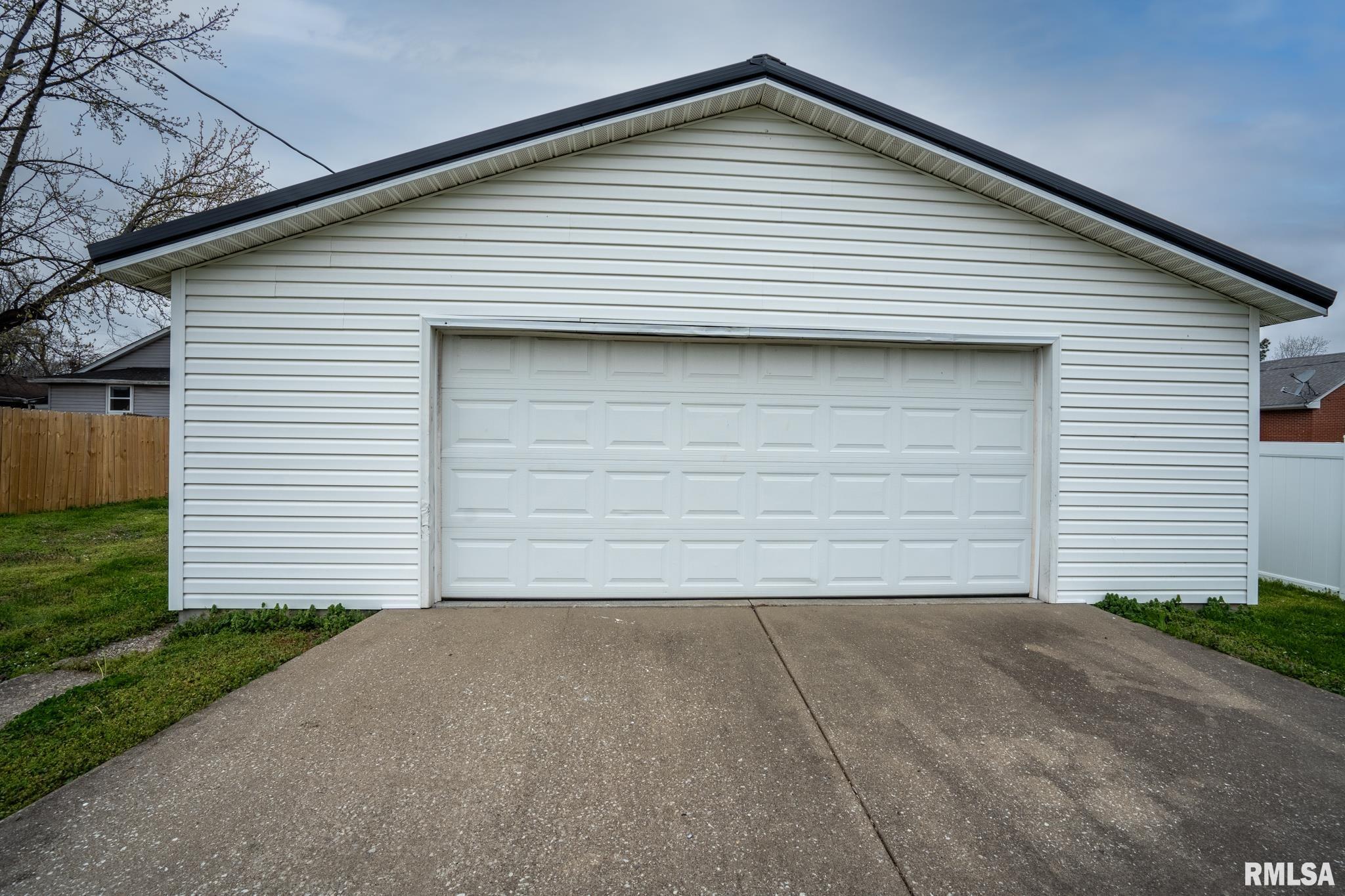 308 North 18th Street Herrin, IL 62948 - Photo 22 of 25