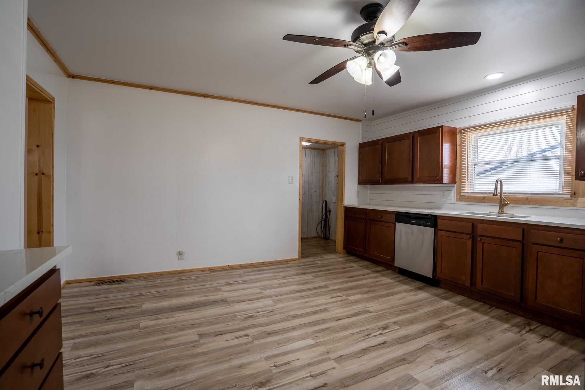 308 North 18th Street Herrin, IL 62948 - Photo 9 of 25