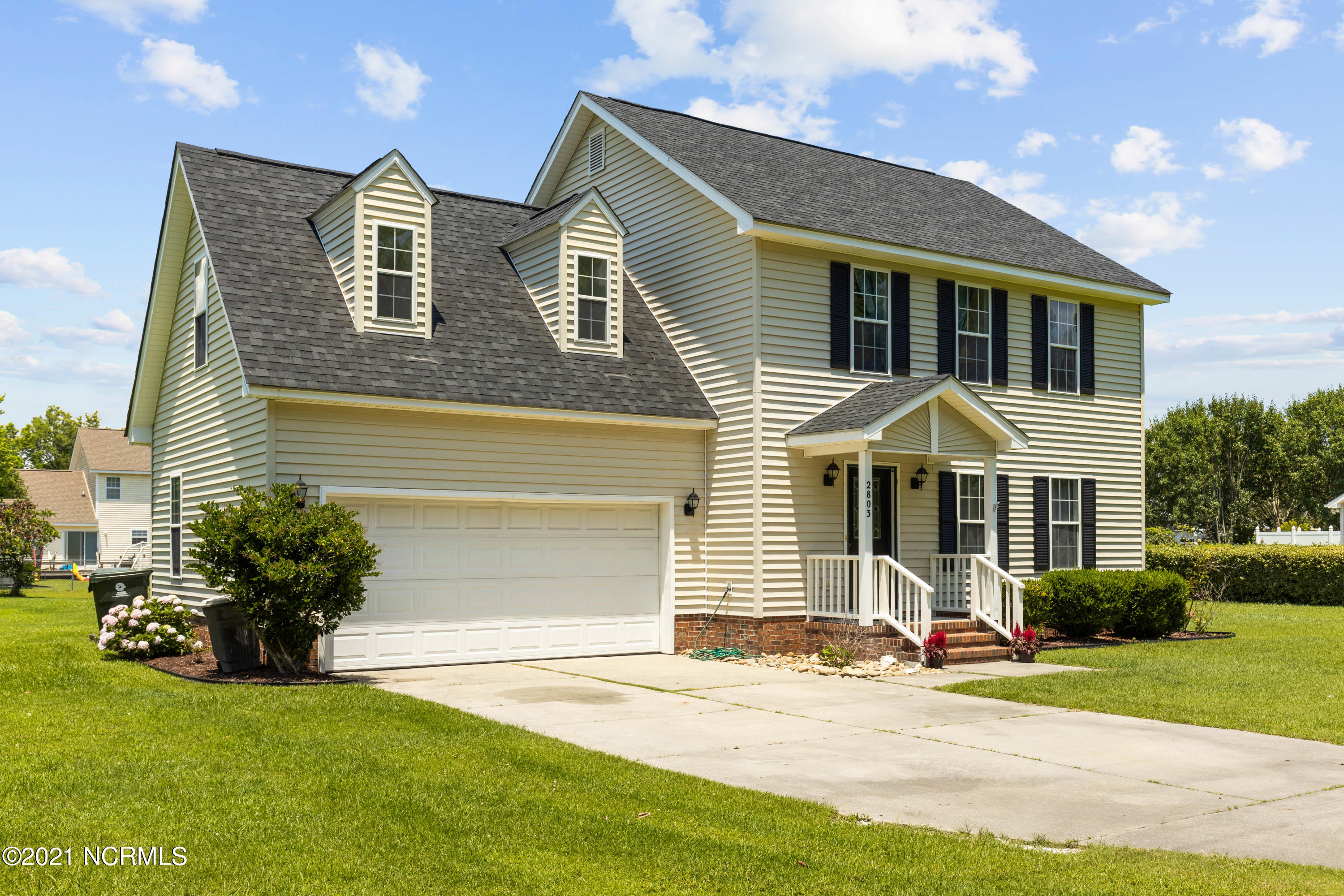2803 Mayberry Loop Road Morehead City, NC 28557 - Photo 1 of 41 Front and west side view