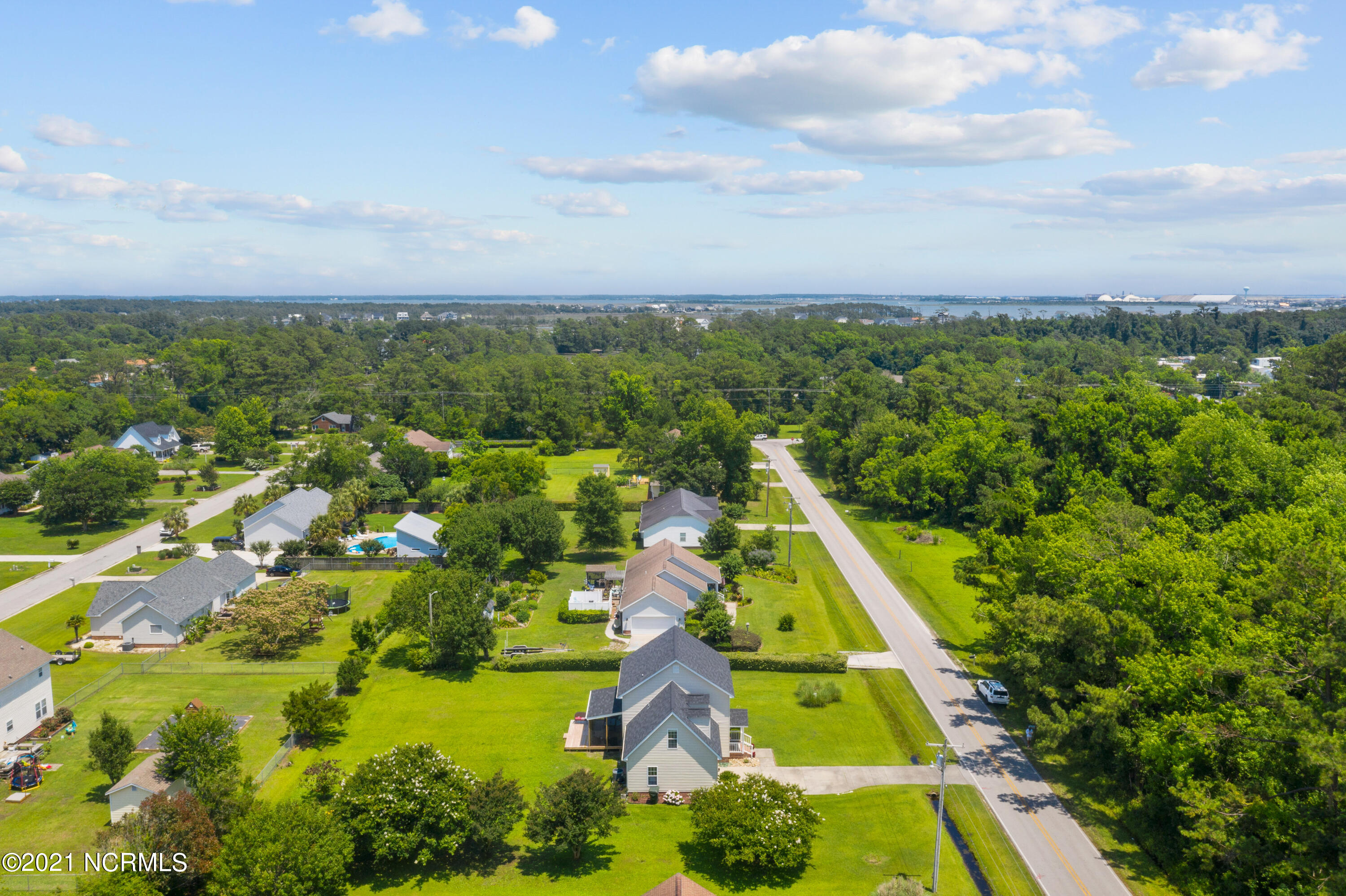 2803 Mayberry Loop Road Morehead City, NC 28557 - Photo 6 of 41 Quiet neighborhood