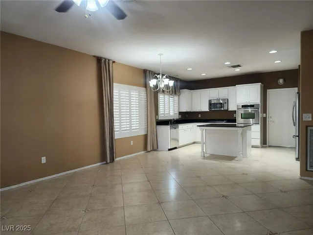 $3,000 | 2934 Maffie Street, Henderson, NV 89052