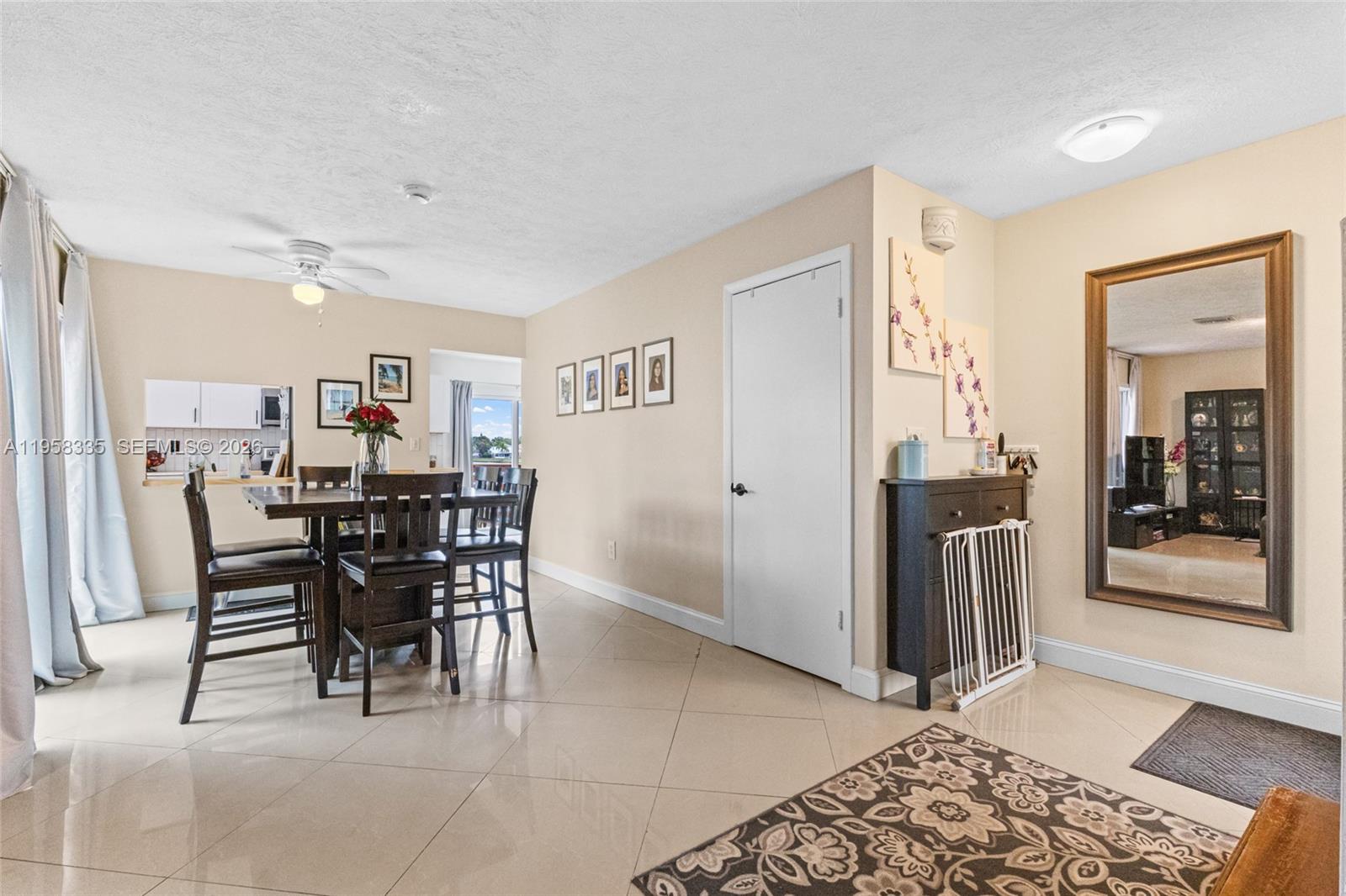 21839 Southwest 100th Place Cutler Bay, FL 33190 - Photo 7 of 37