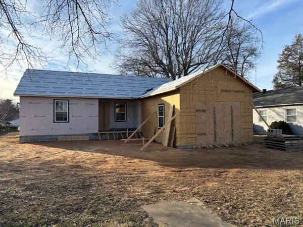 $240,000 | 128 South Mulberry Street, Dexter, MO 63841