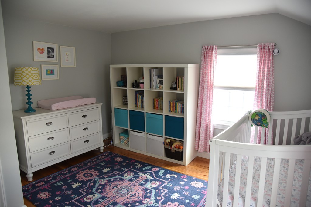 136 Oregon Street Springfield, MA 01118 - Photo 21 of 27