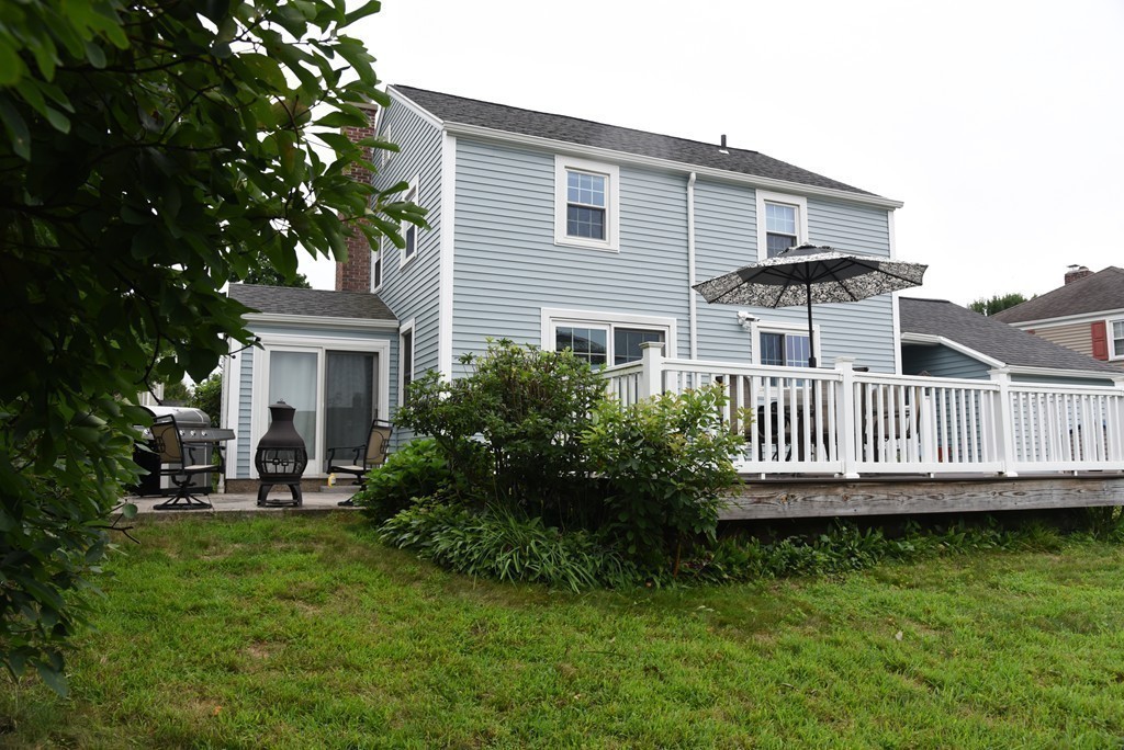 136 Oregon Street Springfield, MA 01118 - Photo 26 of 27