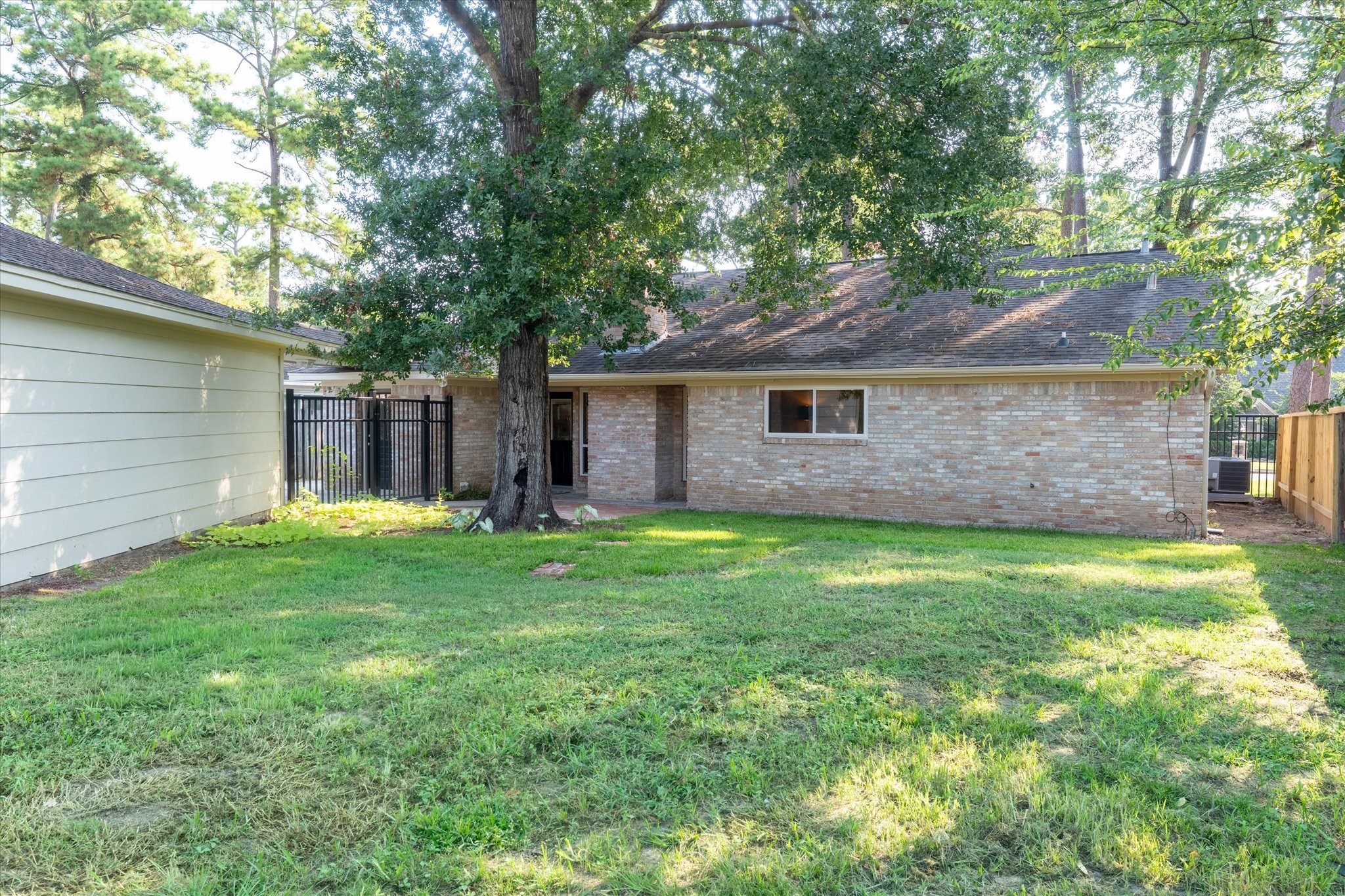25019 Barmby Drive Spring, TX 77389 - Photo 37 of 43