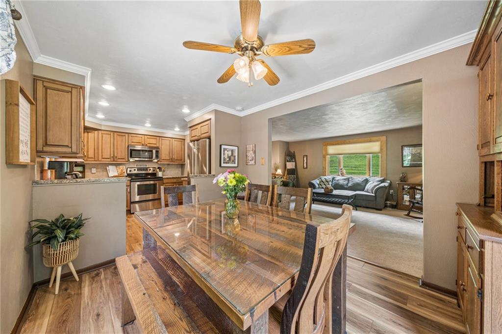 218 4th Street Houston, PA 15342 - Photo 12 of 37