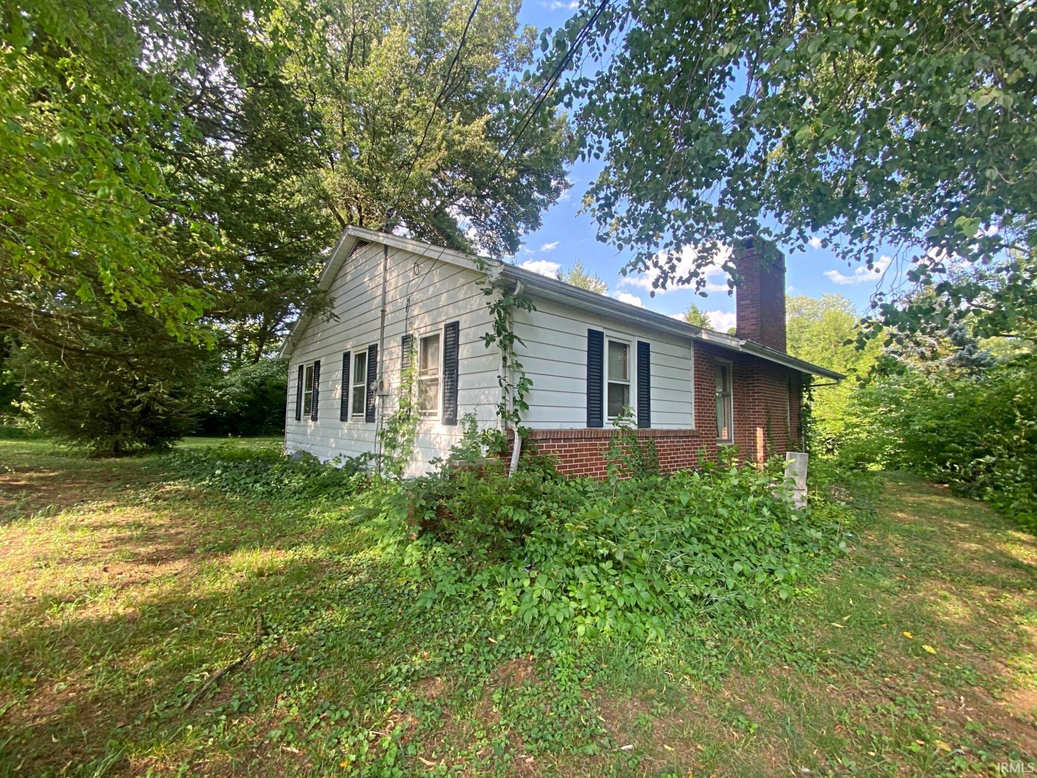 216 Apraw Road Washington, IN 47501 - Photo 17 of 24 Gallery Image 17