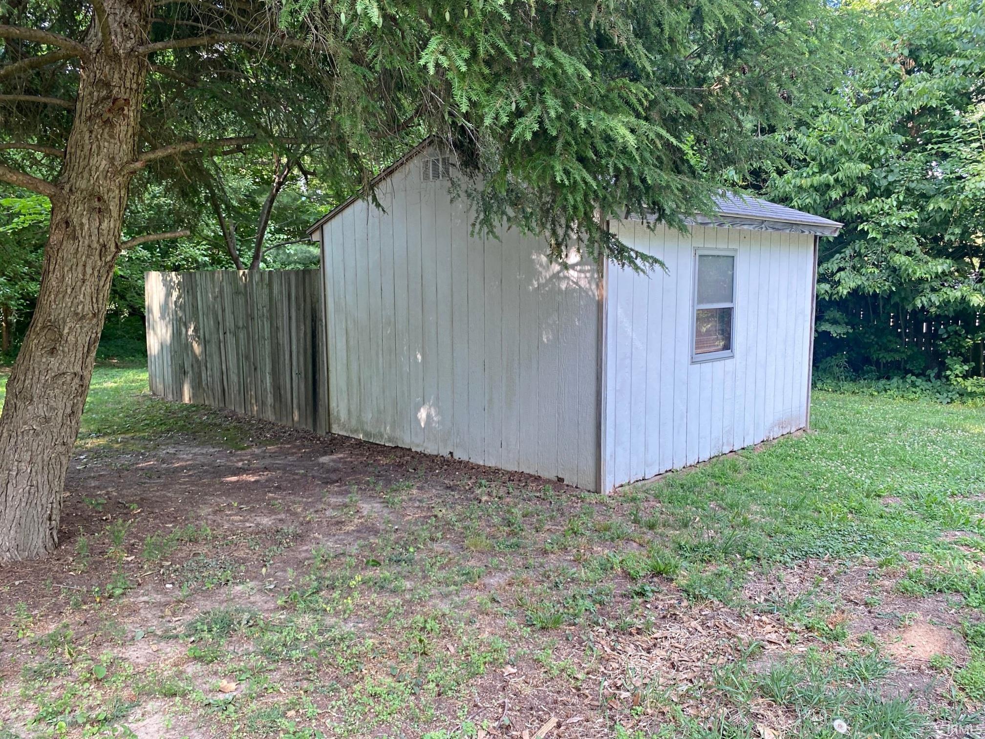 216 Apraw Road Washington, IN 47501 - Photo 20 of 24 Gallery Image 20